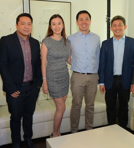 The country’s most powerful broadband PLDT HOME Fibr introduces the first 1 Gbps broadband plan in the Philippines. Seen in the photo at Minotti Manila General Manager Ferdie Ong’s residence are (L-R): PLDT VP and HOME Marketing Head Gary Dujali, Michelle and Ferdie Ong and PLDT and Smart EVP and Consumer Business Group Head Ariel P. Fermin.