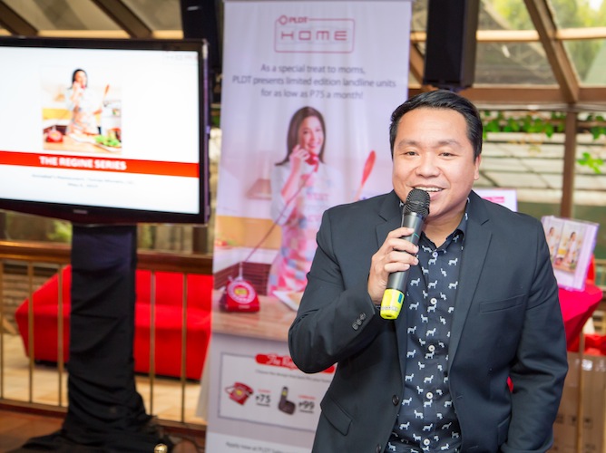 PLDT VP and Home Marketing Head Gary Dujali introduces PLDT HOME’s new celebrity ambassador for the special Mother’s Day campaign to the entertainment press. 