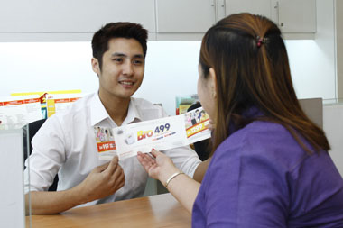 PLDT Opens Sales and Service Centers for HOME Bro Subscribers