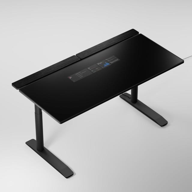 Lumina-Desk-1