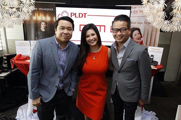 PLDT HOME welcomes Asia’s Songbird. In photo with Regine Velasquez (center) are PLDT VP and Home Marketing Head Gary Dujali (left) and PLDT VP and Head of Home Voice Solutions Patrick Tang (right).