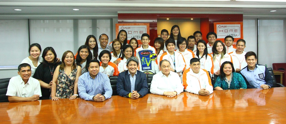 The all-new Shakey’s V-League champions PLDT HOME Ultera celebrate their victory with PLDT executives during a courtesy call at the PLDT headquarters in Makati City. In the photo with various PLDT HOME Ultera team members are (L-R): VP and HOME Marketing Head Gary Dujali (front row, third from left); PLDT EVP and Head of Consumer Business Ariel Fermin and PLDT Chairman Manny V. Pangilinan. The Ultra-Fast Spikers claimed their championship title after the epic culminating game against the Philippine Army on May 31, 2015 at the San Juan Arena, with a five-set overall win of 25-22, 18-25, 24-26, 28-26 and 15-13.