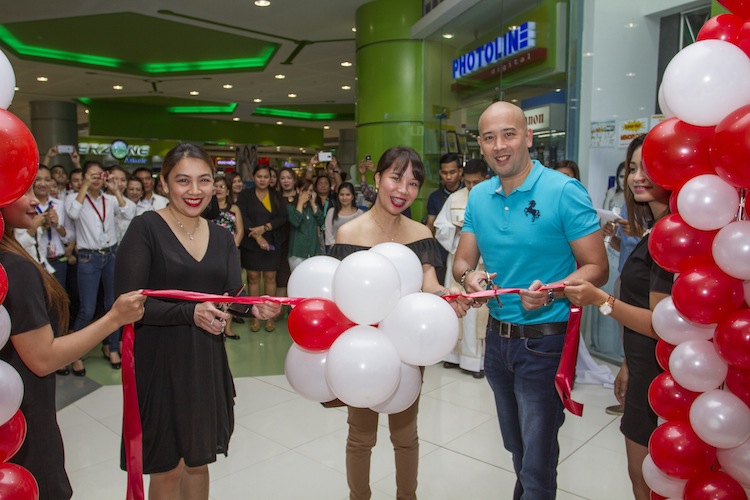 Ribbon Cutting Ceremony led by Anna Fernando—Head of SSC Home SSC Mangement, Louella Aquino—Head of Home Cust Care Bus Dev Strategy and Performance Management, and Paolo Lopez—VP of Home SSC and Retention Management